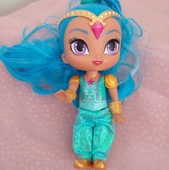 RARE Shimmer and Shine character, used excellant condition!!